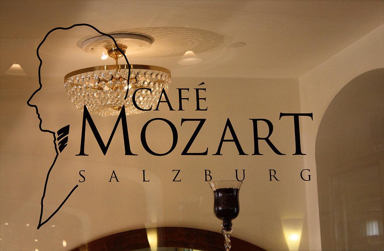 Cafe_Mozart2.jpg